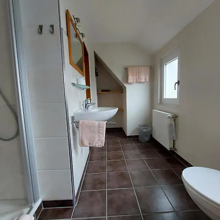 Pensionat Waldeshoehe 4*